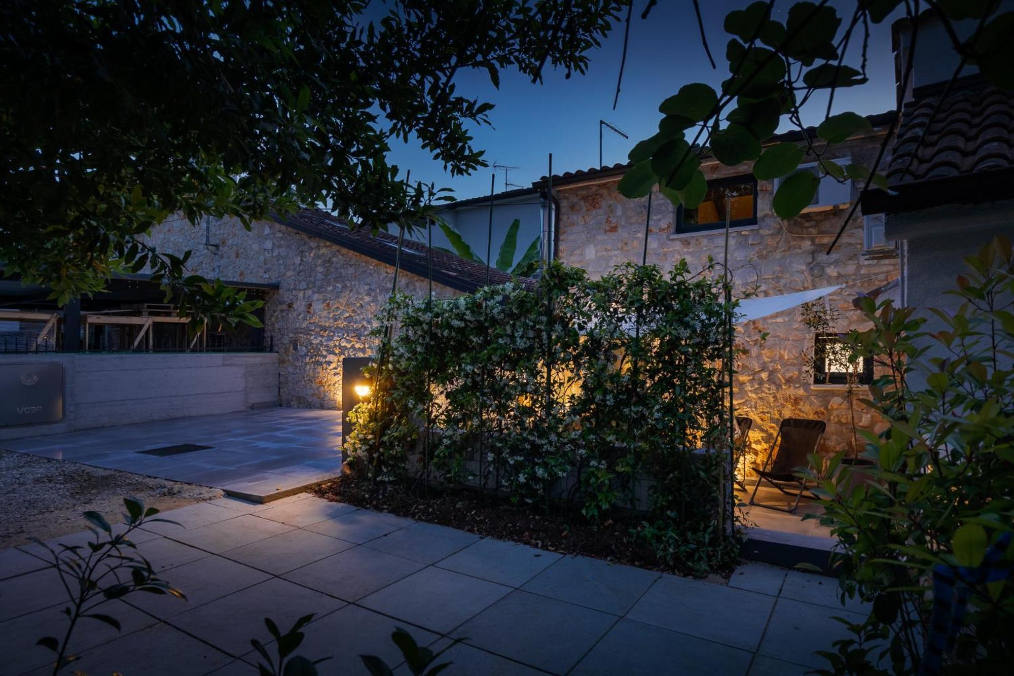 Grota Premium Apartment & Room Πόρετς Εξωτερικό φωτογραφία