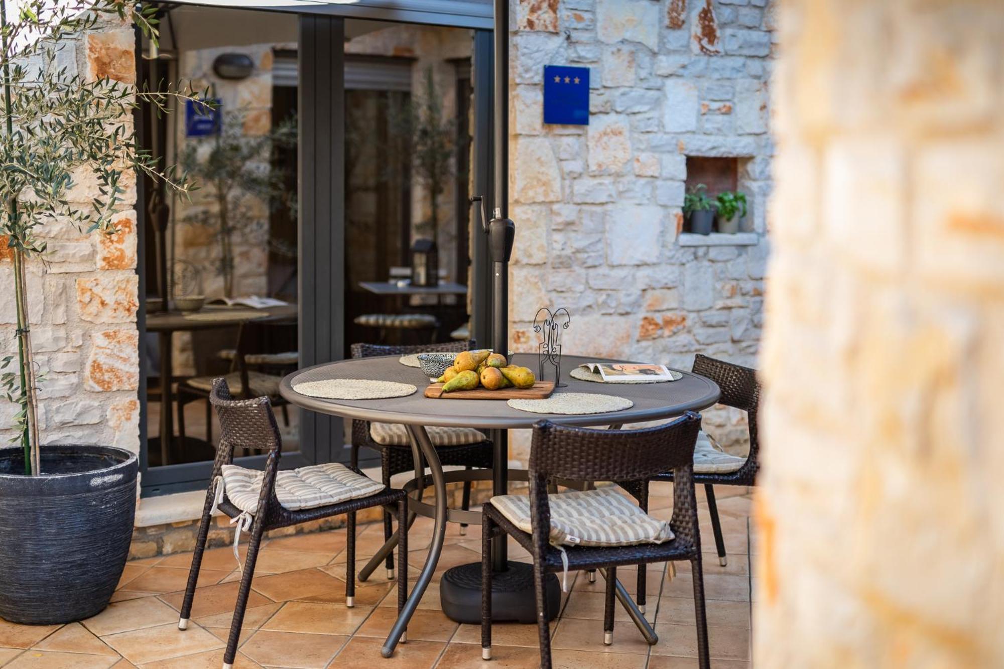 Grota Premium Apartment & Room Πόρετς Εξωτερικό φωτογραφία